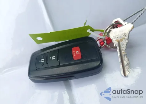 2020 Toyota Prius Le из США, поврежденный, VIN JTDKARFU6L3120442